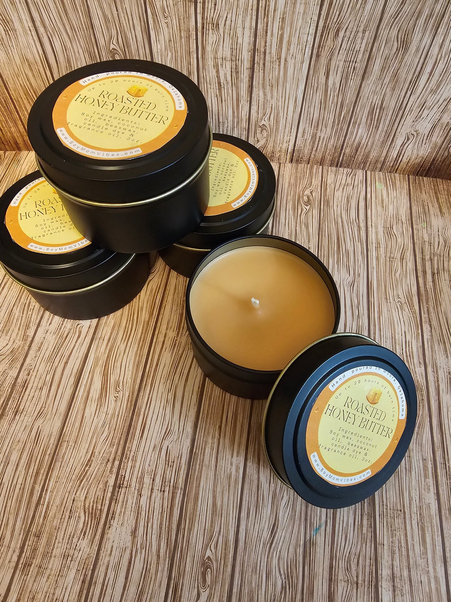 3 oz Holiday Tin Candles
